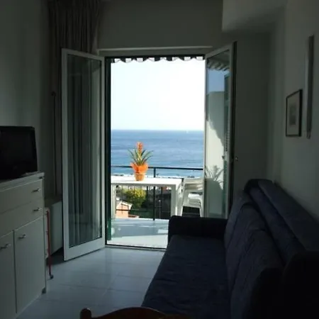 Delle Rose Aparthotel