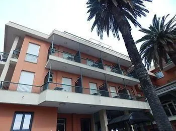 Delle Rose 3* Noli