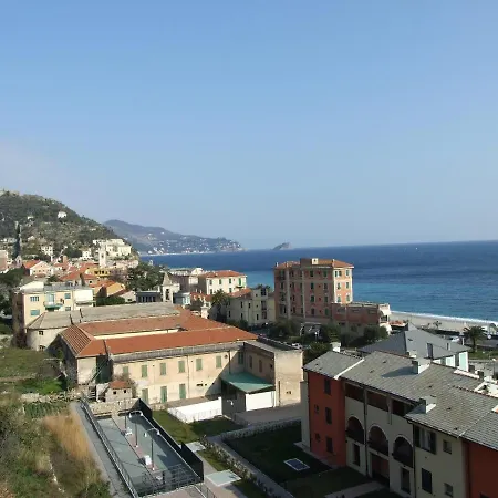 Delle Rose 3* Noli